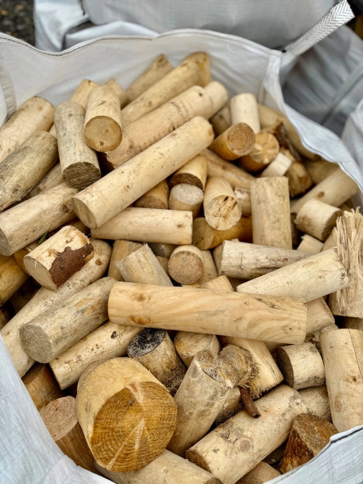 Wonky Kiln-Dried Firewood – Bulk Bag – image 2